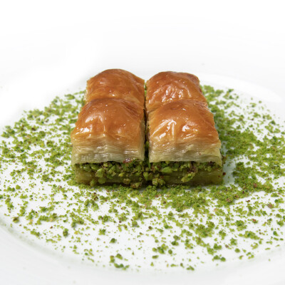 dry-baklava-with-pistachio-species-of-baklava-imam-cagdas-187-36-B.jpg