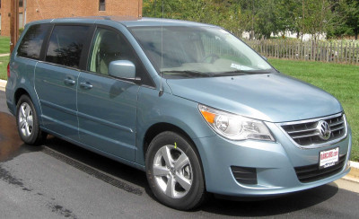 2009 Volkswagen Routan SE