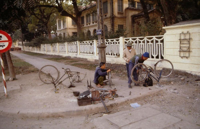 Hai Ba Trung Trieu Quoc Dat 1980