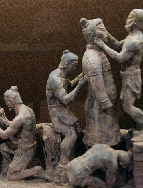 Terracota_Warriors_-_Guardians_of_Chinas_First_Emperor_at_the_National_Geographic_Museum_-_4116782456.jpg
