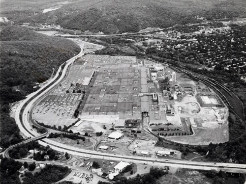 MahwahFordPlant19800624.jpg