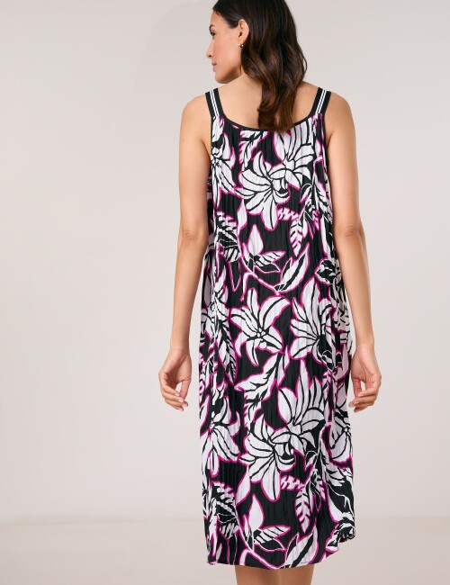 GERRY-WEBER-_2251_1024_580072-31521_8.jpg