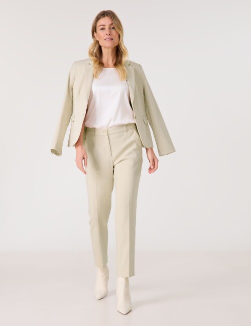 GERRY-WEBER-_2251_90138_925063-31335_7.jpg