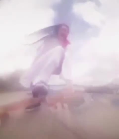VID_20250607_215407_7677224d23ff36c96be.mp4