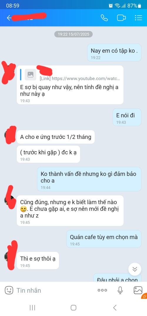 06AyZ.jpg