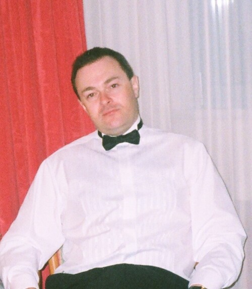 UXiQ1.jpg