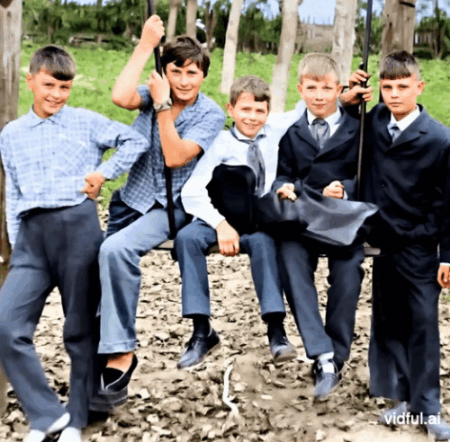 UpGEv.gif
