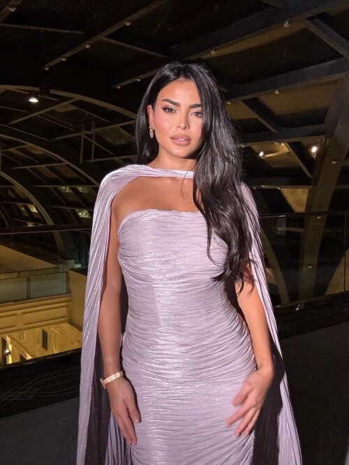 photo 1 2025 12 09 19 30 17