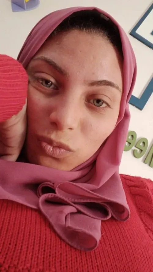 فلاحه مصرية محجبة تعرض لعشيقها وتدلع سكس نودز مصري 6