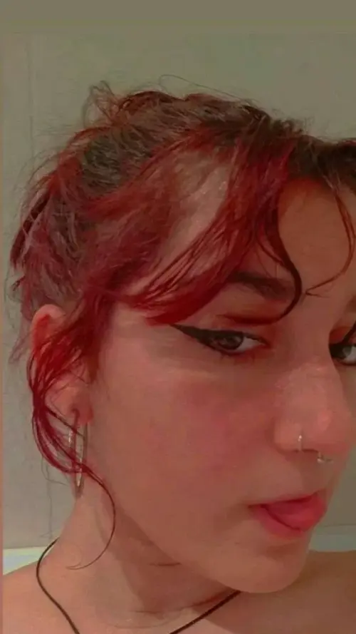 نودز بنوتة عشرينية قمر اوي تصور احلى نودز لبزازها وكسها الي بتتيك في 17 576x1024