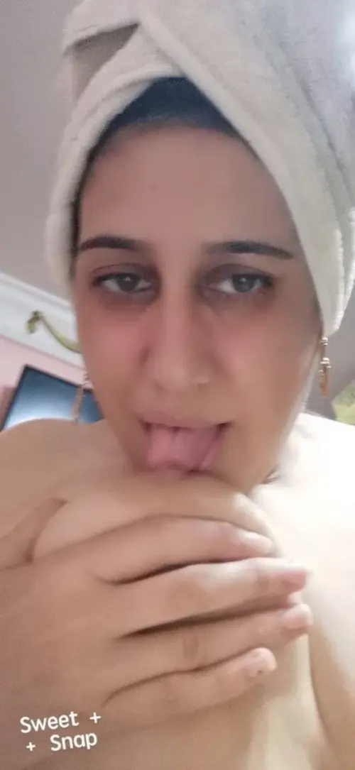 نودز ميلف اربعينيه جميله و مثيره عريانه ملط طيزها حكايه 18