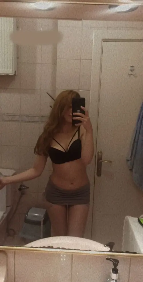 البوم نودز بنت عودها فرنساوي شكلها بنت ناس قالعة بتصور نفسها لصاحبها بتفرجيه جمال جسمها 16