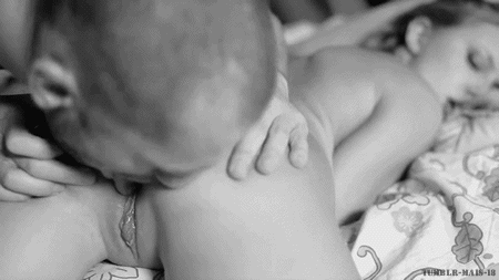 Pussing licking Gif 74