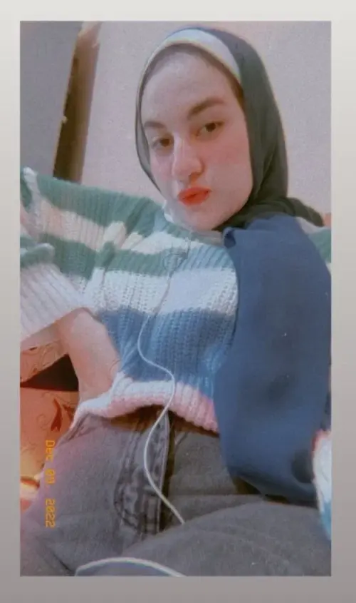 البوم نار لبنوته مصرية زي القمر تعرض بزازها صور سكس عربي 6 606x1024