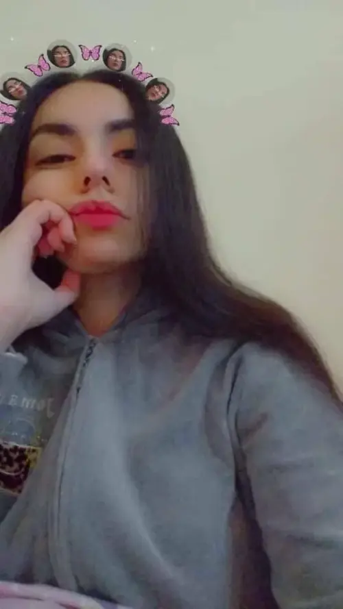 صور سكس عربي بنوته تعرض جسمها الفاجر 18