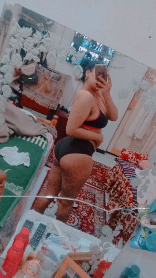 البوم نودز محجبه سمرا ملبن تدعك كسها وتعرض صدرها الكبير لحبيبها 6 576x1024