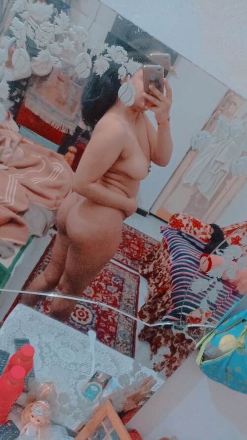 البوم نودز محجبه سمرا ملبن تدعك كسها وتعرض صدرها الكبير لحبيبها 7