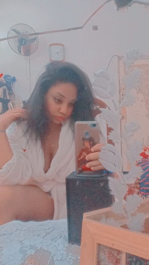 البوم نودز محجبه سمرا ملبن تدعك كسها وتعرض صدرها الكبير لحبيبها 24 576x1024