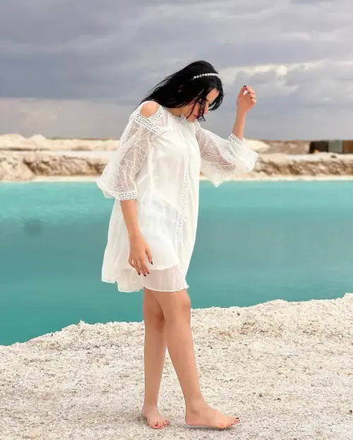 hour mohsen v0 h76o138lqaeg1