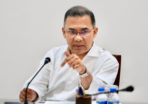 প্রধানমন্ত্রীর সভাপতিত্বে গুলশান লেকের উন্নয়ন নিয়ে বৈঠক অনুষ্ঠিত