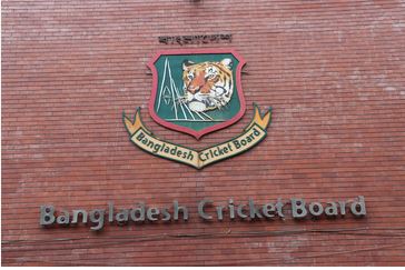 বিসিবি নির্বাচনে ক্যাটাগরি-১ থেকে বেশিরভাগ পরিচালক বিনা প্রতিদ্বন্দ্বিতায় নির্বাচিত