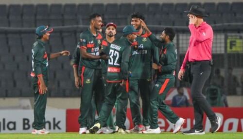 অস্ট্রেলিয়াকে হোয়াইটওয়াশ করতে পারল না বাংলাদেশ