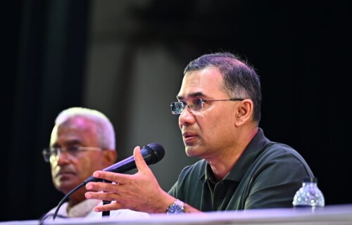 মতপার্থক্য থাকতেই পারে, ঐক্য যেন নষ্ট না হয়: দলীয় সভায় প্রধানমন্ত্রী