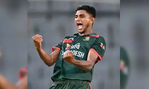 ‘সাইড স্ট্রেইন’ ইনজুরিতে পড়েছেন রানা