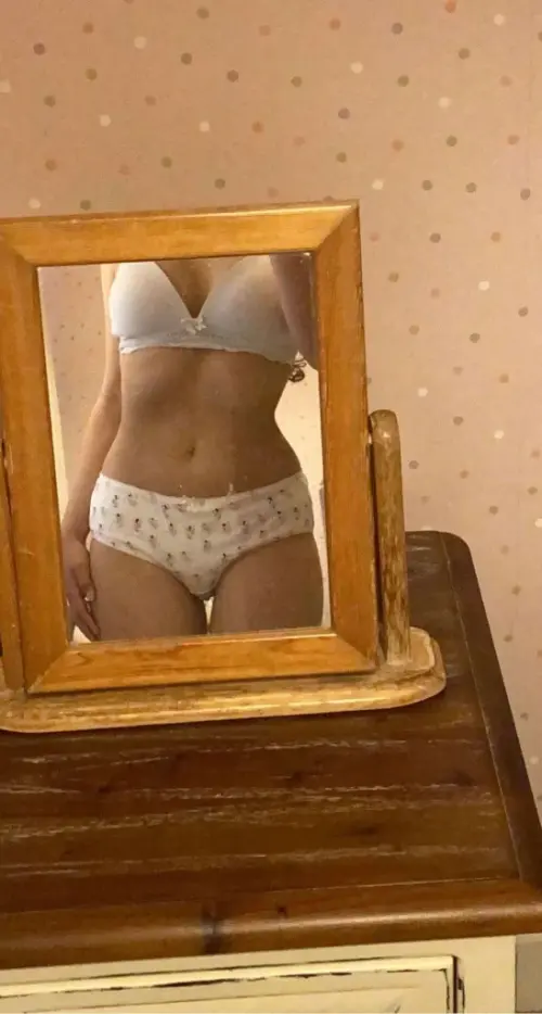 بنوته عسل اوي بتعمل احلي نودز لحبيبها بكل هيجان ولبونة 7 548x1024