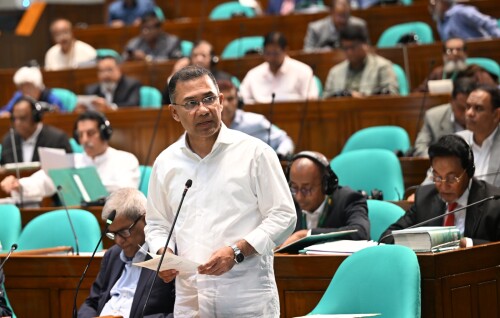 বিকল্প শ্রম বাজারের সন্ধানে সরকারের সুনির্দিষ্ট পরিকল্পনা রয়েছে : প্রধানমন্ত্রী