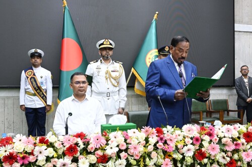 প্রধানমন্ত্রীর উপস্থিতিতে সংরক্ষিত নারী আসনের নবনির্বাচিত সংসদ সদস্যদের শপথ গ্রহণ