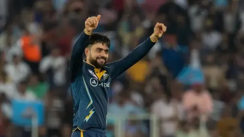 সাড়ে চার বছর ও ২৪৬ ম্যাচ পর টি-টোয়েন্টিতে ৫ উইকেট রশিদের
