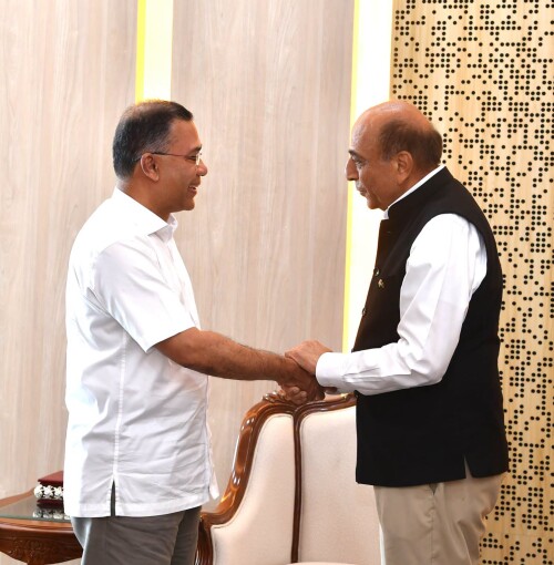 প্রধানমন্ত্রীর সঙ্গে সৌজন্য সাক্ষাৎ করেন ভারতের হাইকমিশনার
