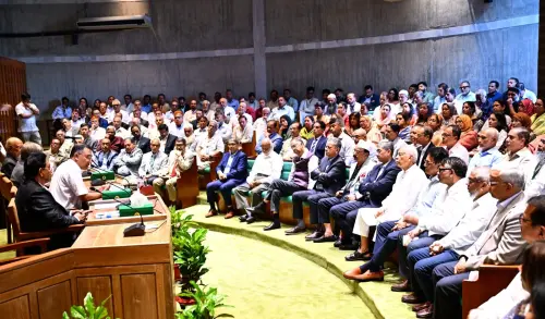 রাষ্ট্রপতি নির্বাচনকে সামনে রেখে সরকারি দলের সংসদ সদস্যদের বৈঠক