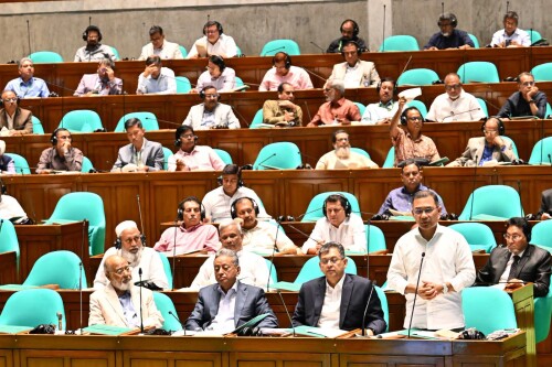 কৃষকদের ৫ বছরের মধ্যে সৌরবিদ্যুৎ চালিত পানির পাম্প দেওয়া হবে : প্রধানমন্ত্রী