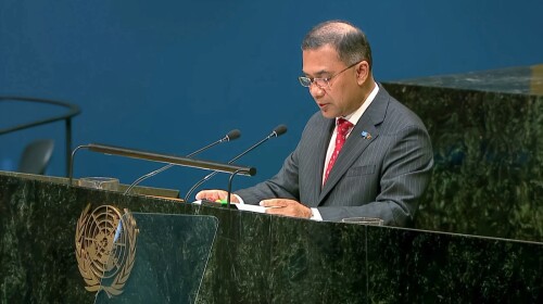 জলবায়ু ঝুঁকি মোকাবিলায় বৈশ্বিক পদক্ষেপ জোরদারের আহ্বান প্রধানমন্ত্রীর